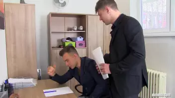 Bisexual tension on the work floor Screencap 3 on sinx.preview.netperv.com