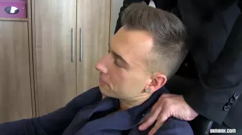 Bisexual tension on the work floor Screencap 7 on sinx.preview.netperv.com