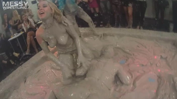 Messy Wrestling: High Class Madness In The Mud!  Kick Some Ass And Go Mess Manic! Screencap 51 on sinx.preview.netperv.com