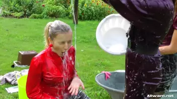 Sudsy Wetlook Washing Screencap 77 on sinx.preview.netperv.com