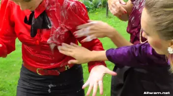 Sudsy Wetlook Washing Screencap 44 on sinx.preview.netperv.com