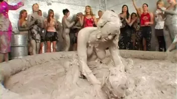 Going For Gold In The Mud Screencap 90 on sinx.preview.netperv.com