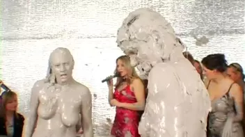 Going For Gold In The Mud Screencap 101 on sinx.preview.netperv.com