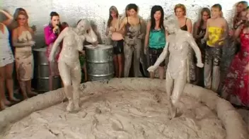 Going For Gold In The Mud Screencap 55 on sinx.preview.netperv.com