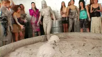 Going For Gold In The Mud Screencap 64 on sinx.preview.netperv.com