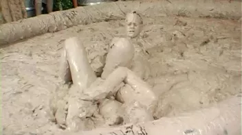 Going For Gold In The Mud Screencap 68 on sinx.preview.netperv.com