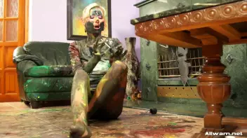 Extreme Makeover! Screencap 110 on sinx.preview.netperv.com