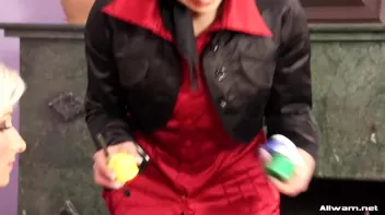 Extreme Makeover! Screencap 15 on sinx.preview.netperv.com