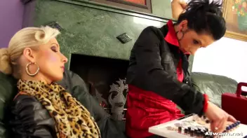 Extreme Makeover! Screencap 21 on sinx.preview.netperv.com