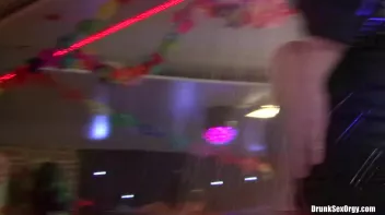 Bob's B-Day Part 2 - Shower Cam Screencap 30 on sinx.preview.netperv.com