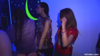 Spring Break Blow-Out Part 3 - Cam 2 Screencap 32 on sinx.preview.netperv.com