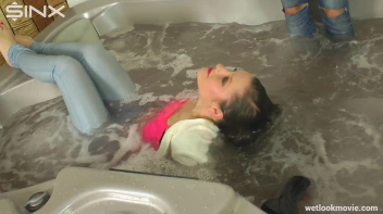 Sexy Intruders Play In The Hot Tub Screencap 37 on sinx.preview.netperv.com