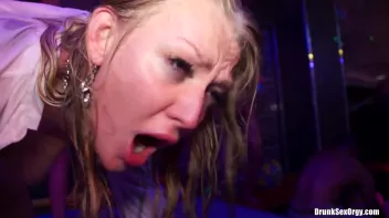 International Summer Lovin' Part 6 - Shower Cam Screencap 51 on sinx.preview.netperv.com