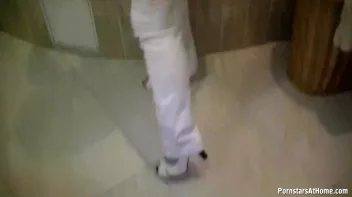 Get Cozy With Morgan In The Tub Screencap 4 on sinx.preview.netperv.com