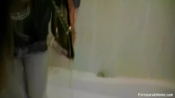 Get Cozy With Morgan In The Tub Screencap 42 on sinx.preview.netperv.com