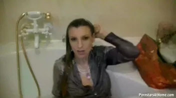 Get Cozy With Morgan In The Tub Screencap 51 on sinx.preview.netperv.com