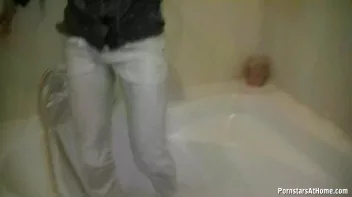 Get Cozy With Morgan In The Tub Screencap 70 on sinx.preview.netperv.com