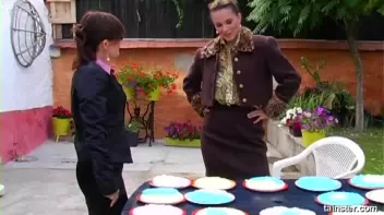 Attack Of The Creamy Icing Screencap 4 on sinx.preview.netperv.com