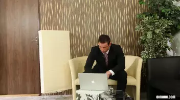 Take A Seat For A Bi Meet And Greet Screencap 1 on sinx.preview.netperv.com