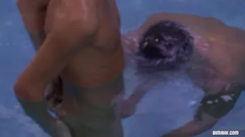 Bisex Threeway at the Pool Screencap 20 on sinx.preview.netperv.com