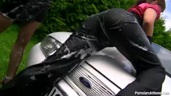 Eurobabes Take Car Washing Very Seriously Screencap 54 on sinx.preview.netperv.com