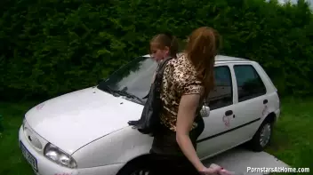 Eurobabes Take Car Washing Very Seriously Screencap 19 on sinx.preview.netperv.com