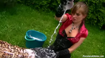 Eurobabes Take Car Washing Very Seriously Screencap 49 on sinx.preview.netperv.com