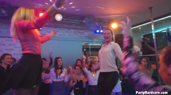 Party Hardcore Gone Crazy Vol. 31 Part 1 - Cam 3 Screencap 34 on sinx.preview.netperv.com