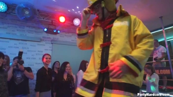 Party Hardcore Gone Crazy Vol. 31 Part 1 - Cam 3 Screencap 49 on sinx.preview.netperv.com