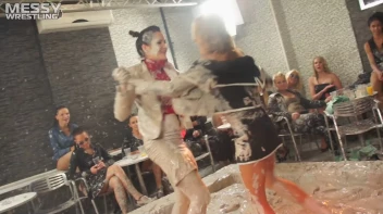 Muddy Wrestling: Raging Regina vs.The Cinnamon Buns Screencap 11 on sinx.preview.netperv.com