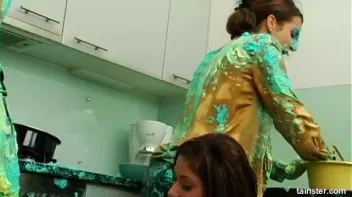 Fluorescent Goo Food Fight Screencap 21 on sinx.preview.netperv.com