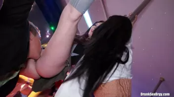 International Summer Lovin' Part 1 - Hardcore Cam Screencap 23 on sinx.preview.netperv.com