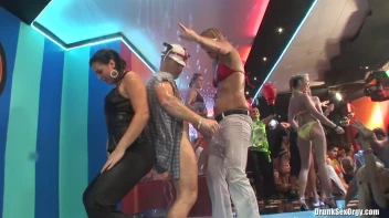 Bikini Beach Balls Part 3 - Cam 4 Screencap 88 on sinx.preview.netperv.com