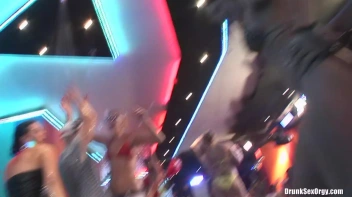 Bikini Beach Balls Part 3 - Cam 4 Screencap 89 on sinx.preview.netperv.com