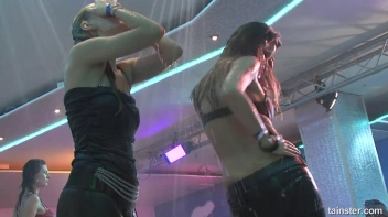 Winter WonderBang Part 4 - Cam 4 Screencap 101 on sinx.preview.netperv.com