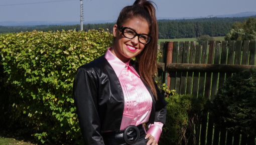 Latest deal - Messy Catfight Turns Topless