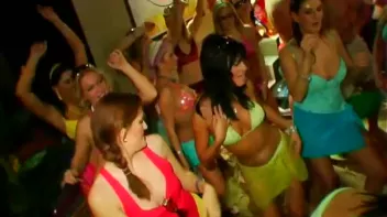 Bay Crotch Part 1 - Cam 2 Screencap 102 on sinx.preview.netperv.com