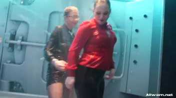 Shower Showdown! Screencap 39 on sinx.preview.netperv.com