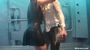 Shower Showdown! Screencap 65 on sinx.preview.netperv.com