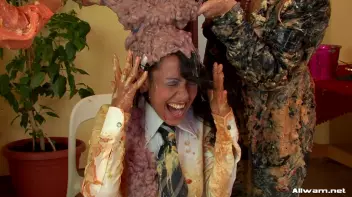 Don't Piss Off This Waitress! Screencap 80 on sinx.preview.netperv.com