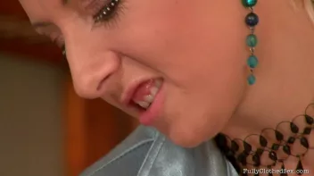 Women Belong In The Kitchen! Screencap 61 on sinx.preview.netperv.com