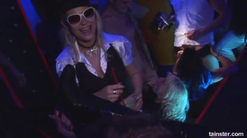 Spring Break Blow-Out Part 2 - Cam 1 Screencap 80 on sinx.preview.netperv.com