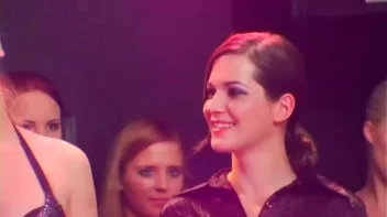 Hair-Pulling, Face-Planting Mud Rumble Screencap 6 on sinx.preview.netperv.com