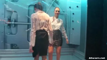 Showing Off In The Showers Screencap 60 on sinx.preview.netperv.com