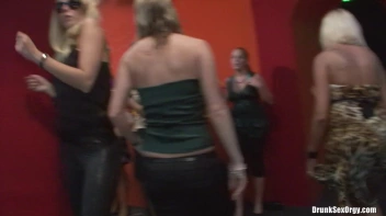 Bikini Beach Balls Part 3 - Cam 1 Screencap 26 on sinx.preview.netperv.com