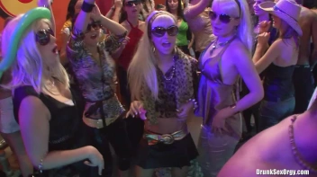 Bikini Beach Balls Part 3 - Cam 1 Screencap 65 on sinx.preview.netperv.com