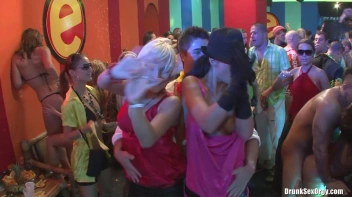 Bikini Beach Balls Part 3 - Cam 1 Screencap 80 on sinx.preview.netperv.com