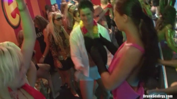 Bikini Beach Balls Part 3 - Cam 1 Screencap 82 on sinx.preview.netperv.com