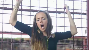 Caught Dildo Handed Screencap 90 on sinx.preview.netperv.com