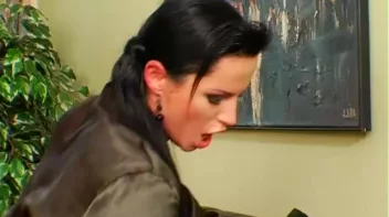 The Man Under the Stairs Screencap 86 on sinx.preview.netperv.com